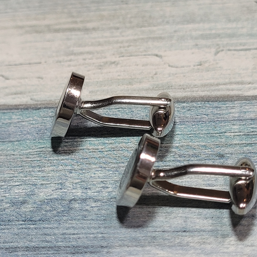 Round Green and silver Cufflinks. - Picture 2 of 8